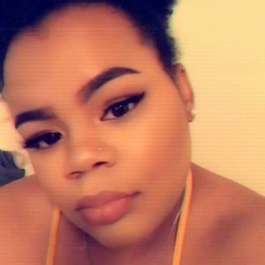 Meet your Posher, Kira